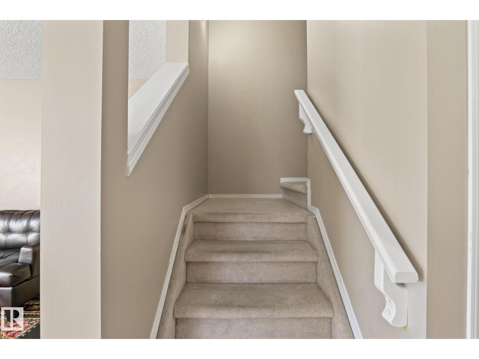 #92 4350 23 ST NW - 14