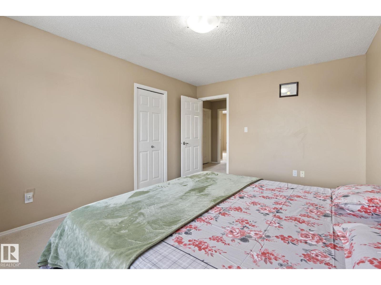 #92 4350 23 ST NW - 17