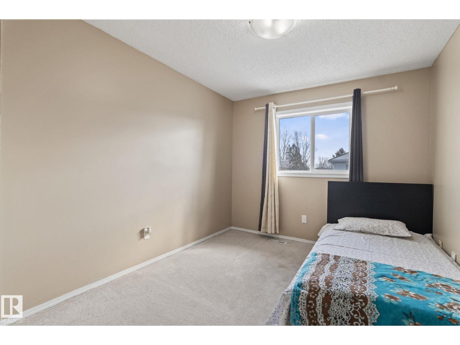 #92 4350 23 ST NW - 19