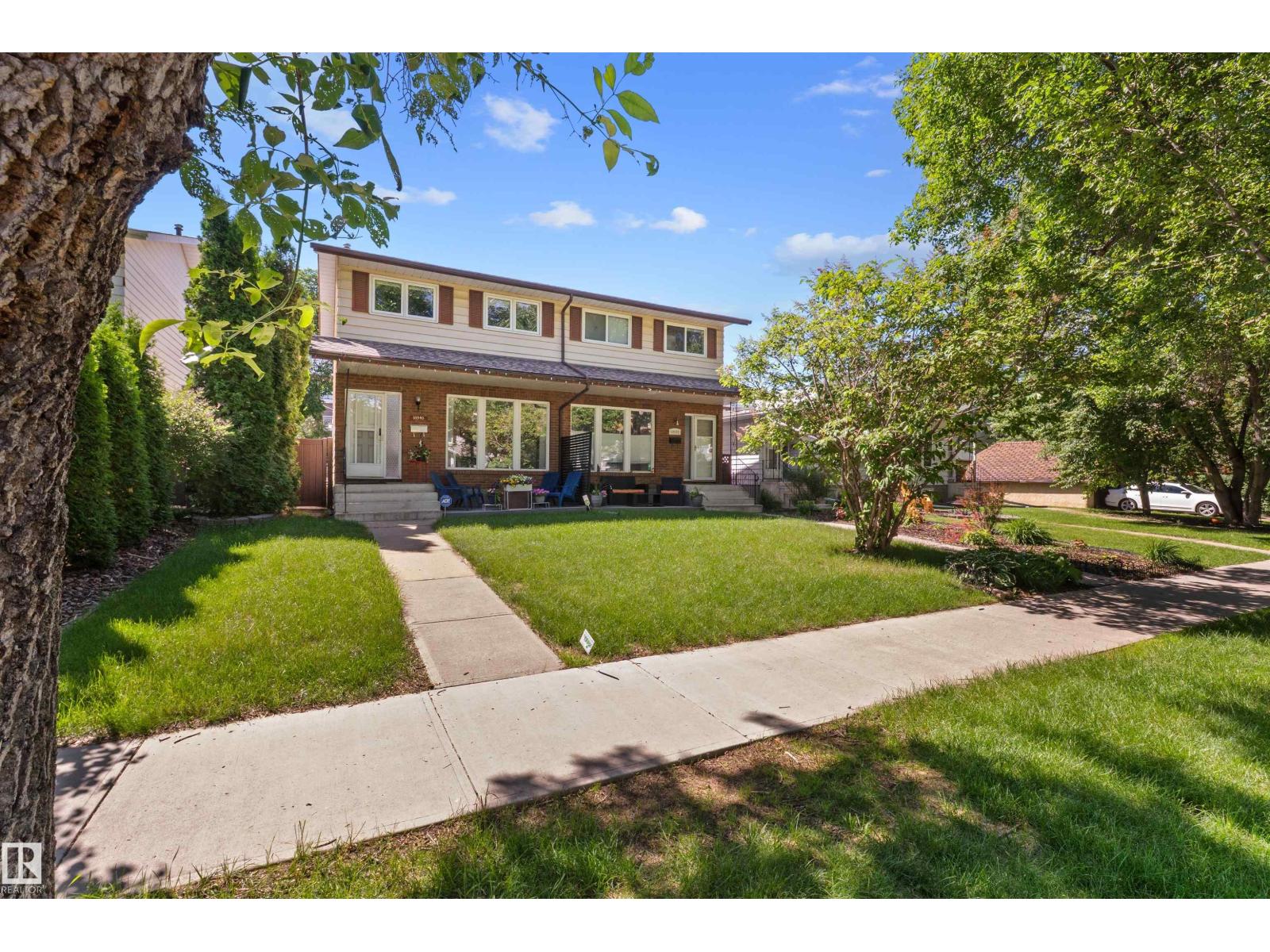 10940 123 St NW photo 3 — MLS® E4498148