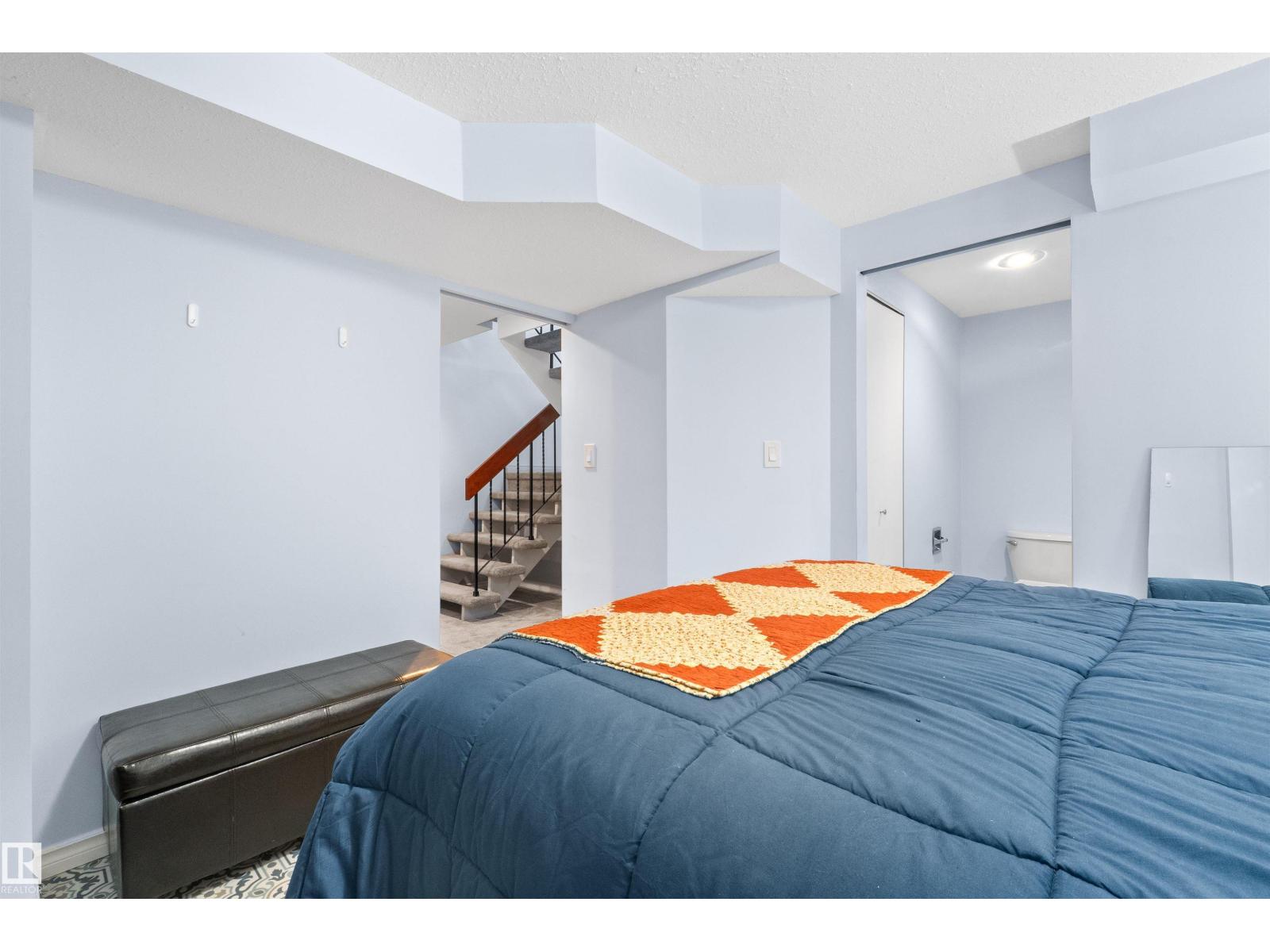 10940 123 ST NW — photo 47