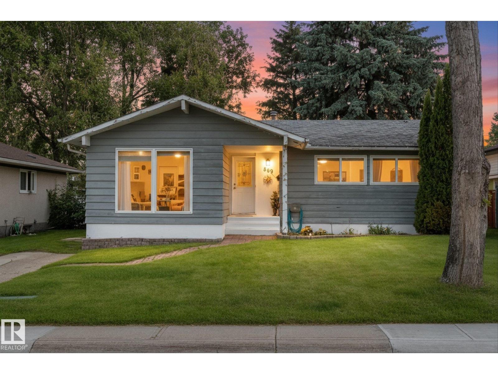869 ALDER AV - 1