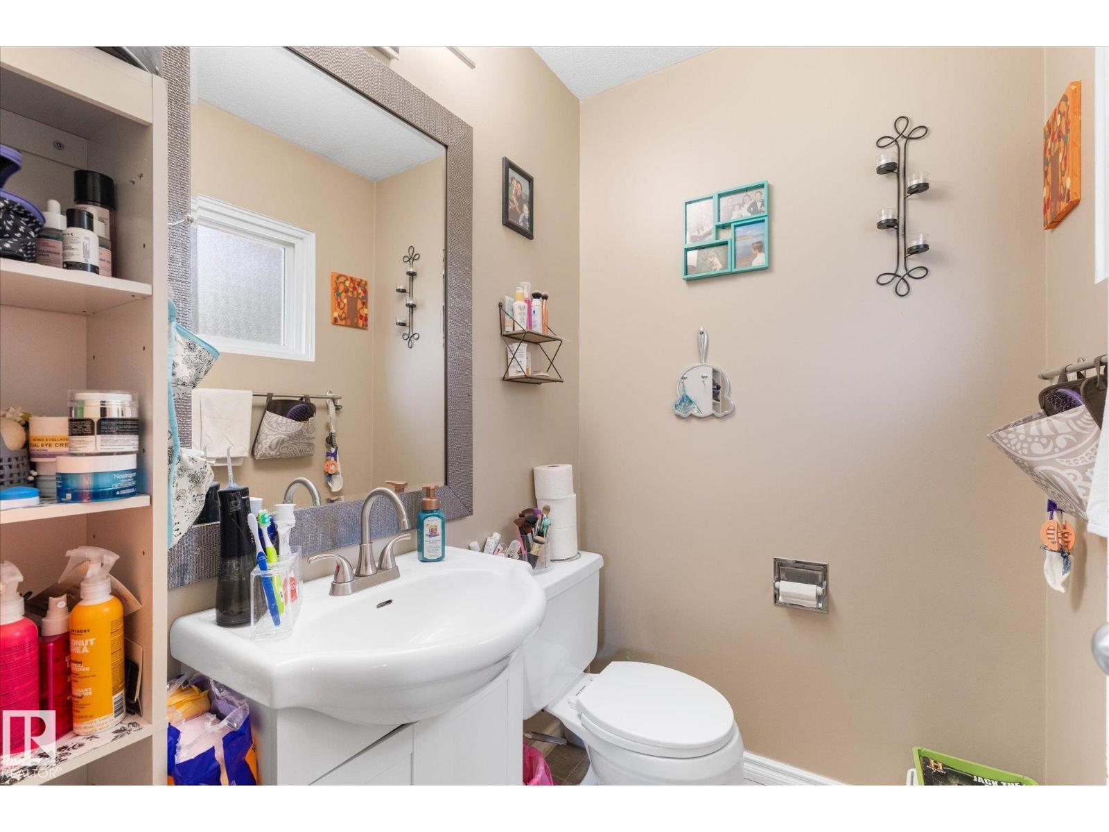 869 ALDER AV - 19