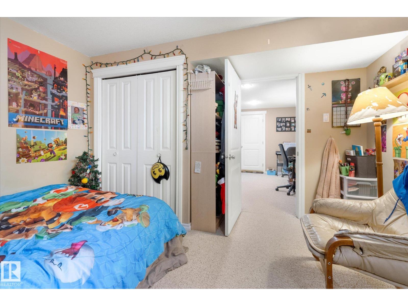 869 ALDER AV - 35