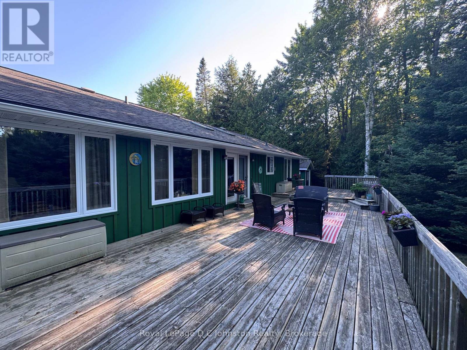27 GREMIK CRESCENT - 28