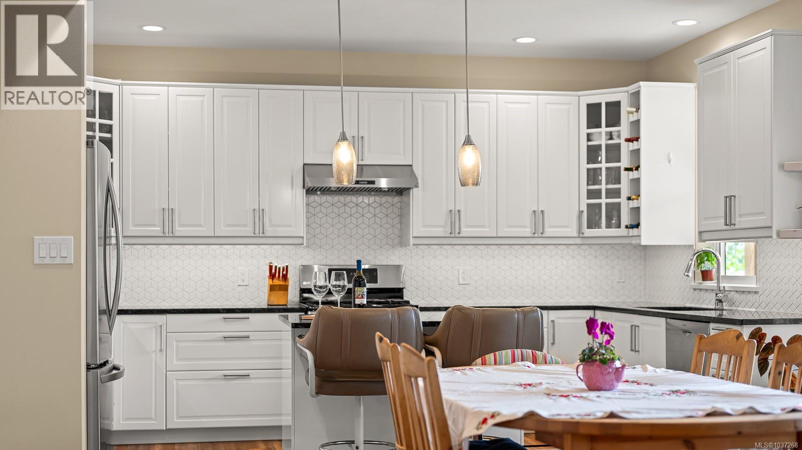 405 Rockland Rd - 52
