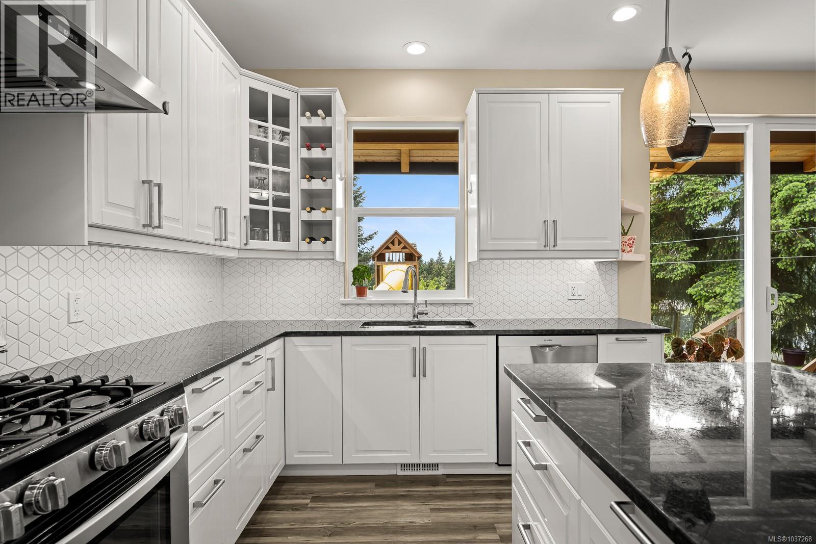 405 Rockland Rd - 3