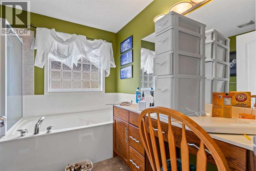 303 Bridlemeadows Common SW - 21