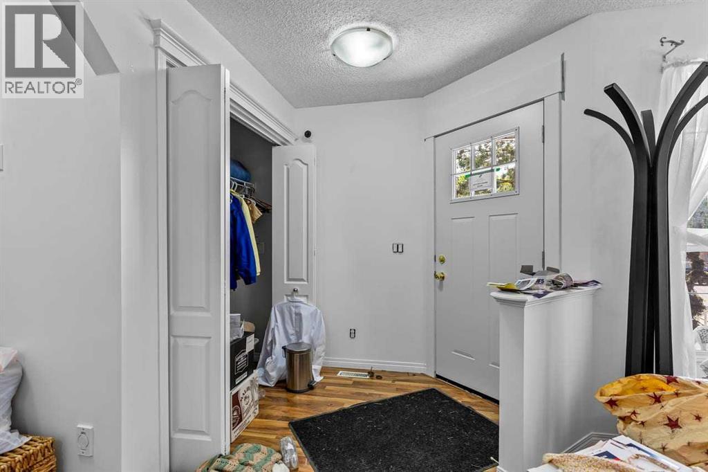 303 Bridlemeadows Common SW - 3