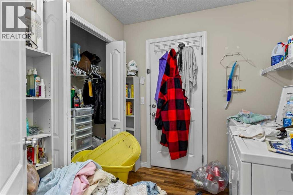 303 Bridlemeadows Common SW - 15