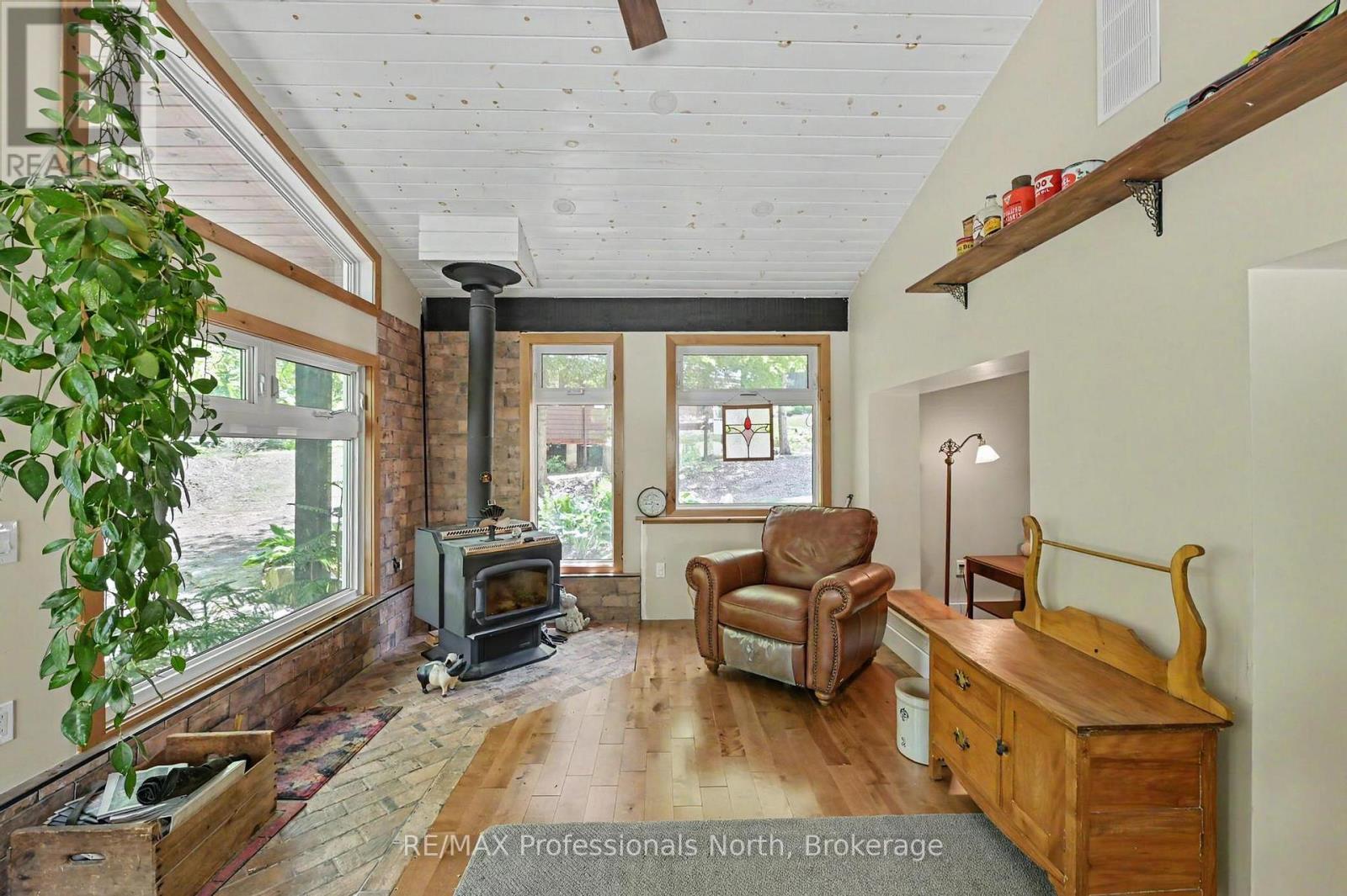 1010 CORDOVA ROAD - 15