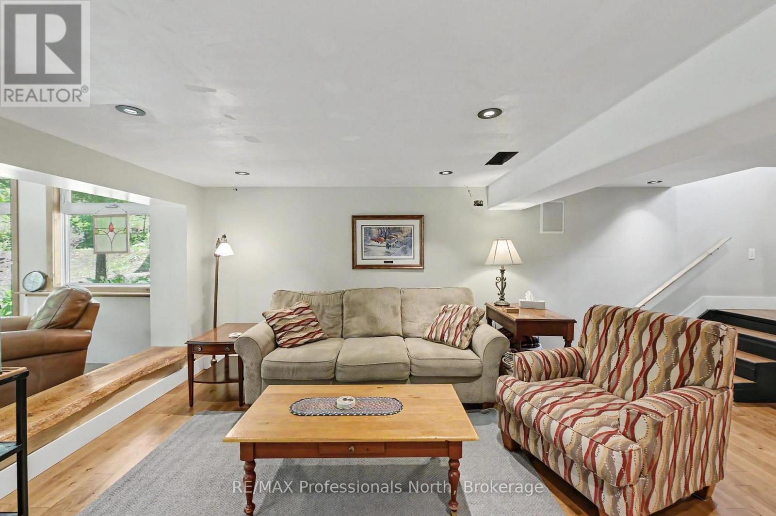 1010 CORDOVA ROAD - 16