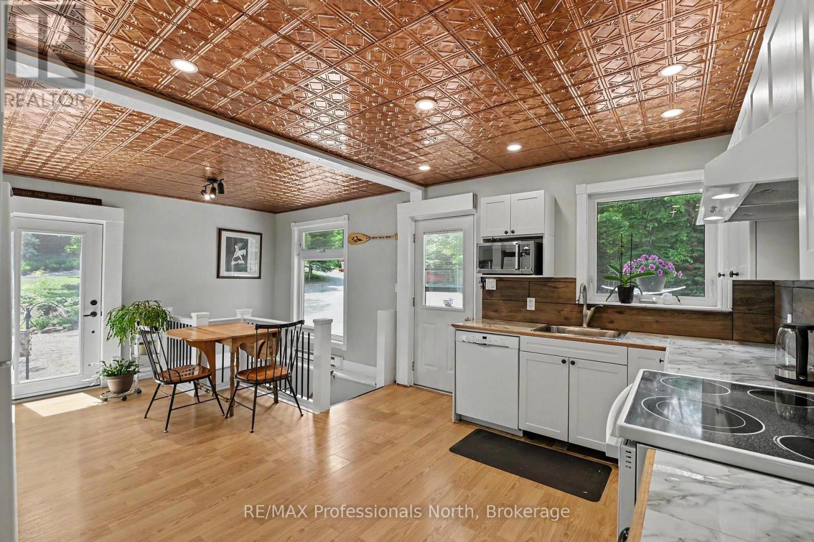 1010 CORDOVA ROAD - 4
