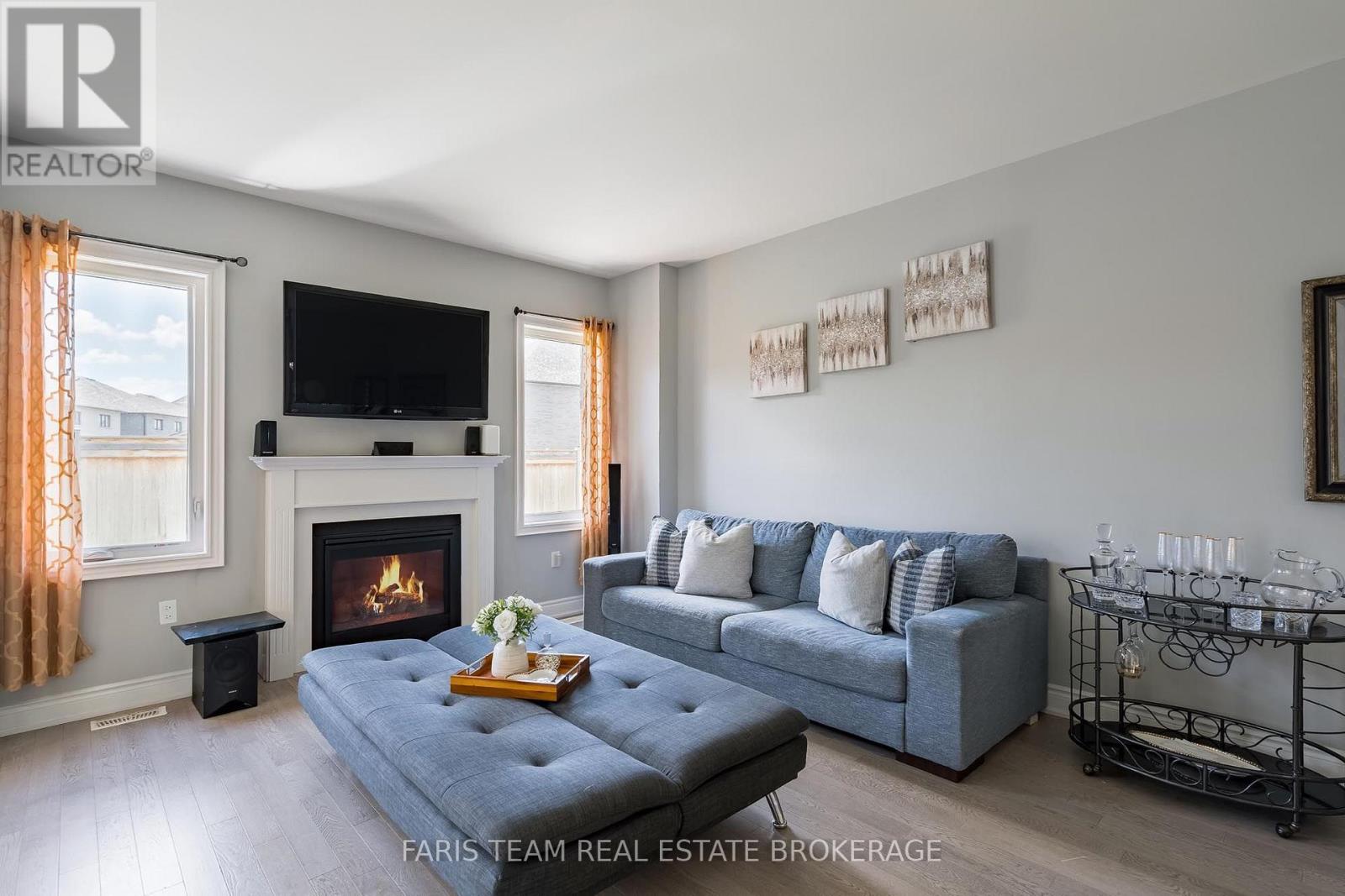 236 EIGHTH AVENUE - 14