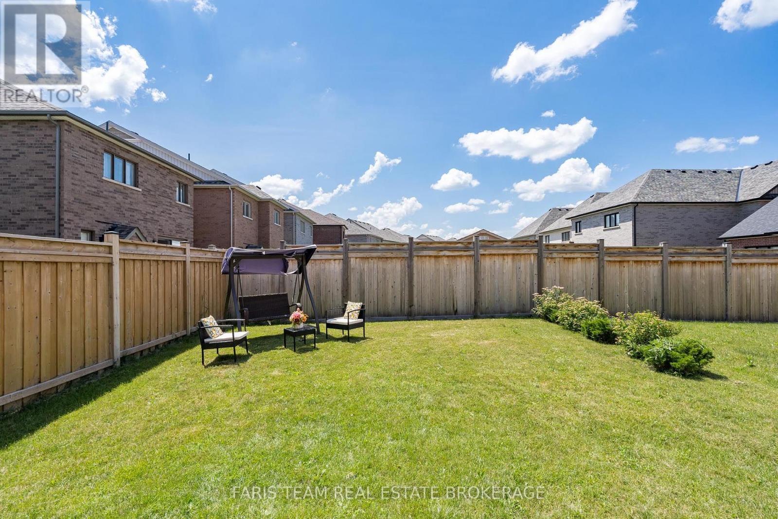 236 EIGHTH AVENUE - 44