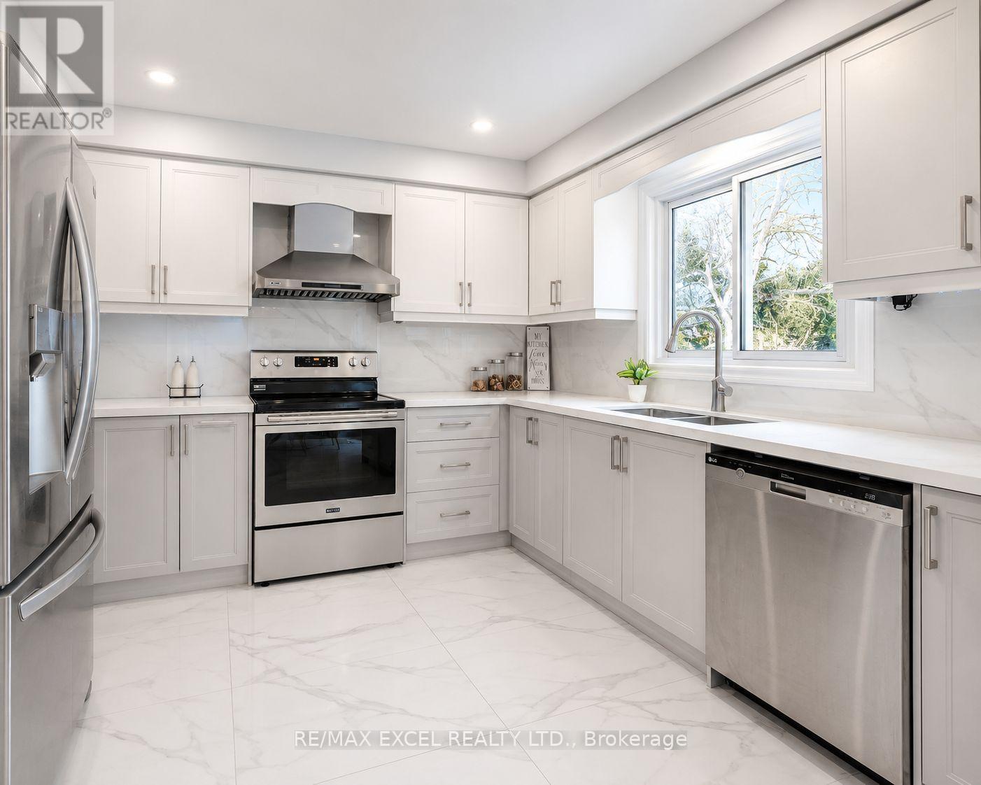 310 RAYMERVILLE DRIVE - 15