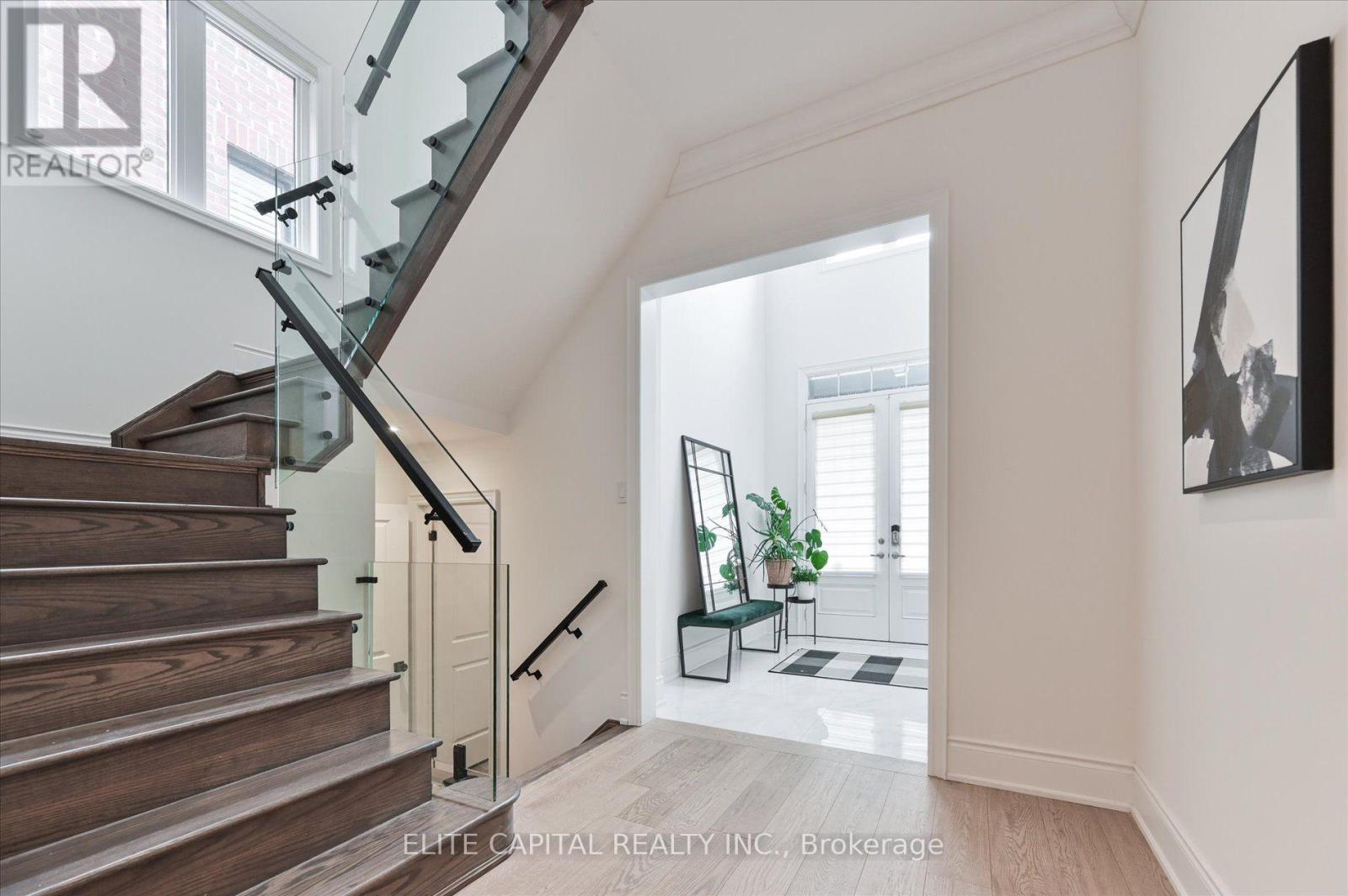 8 GOLD CREEK STREET - 12