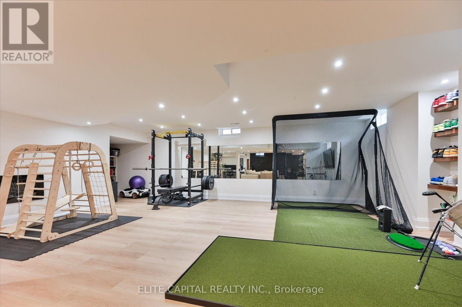 8 GOLD CREEK STREET - 23