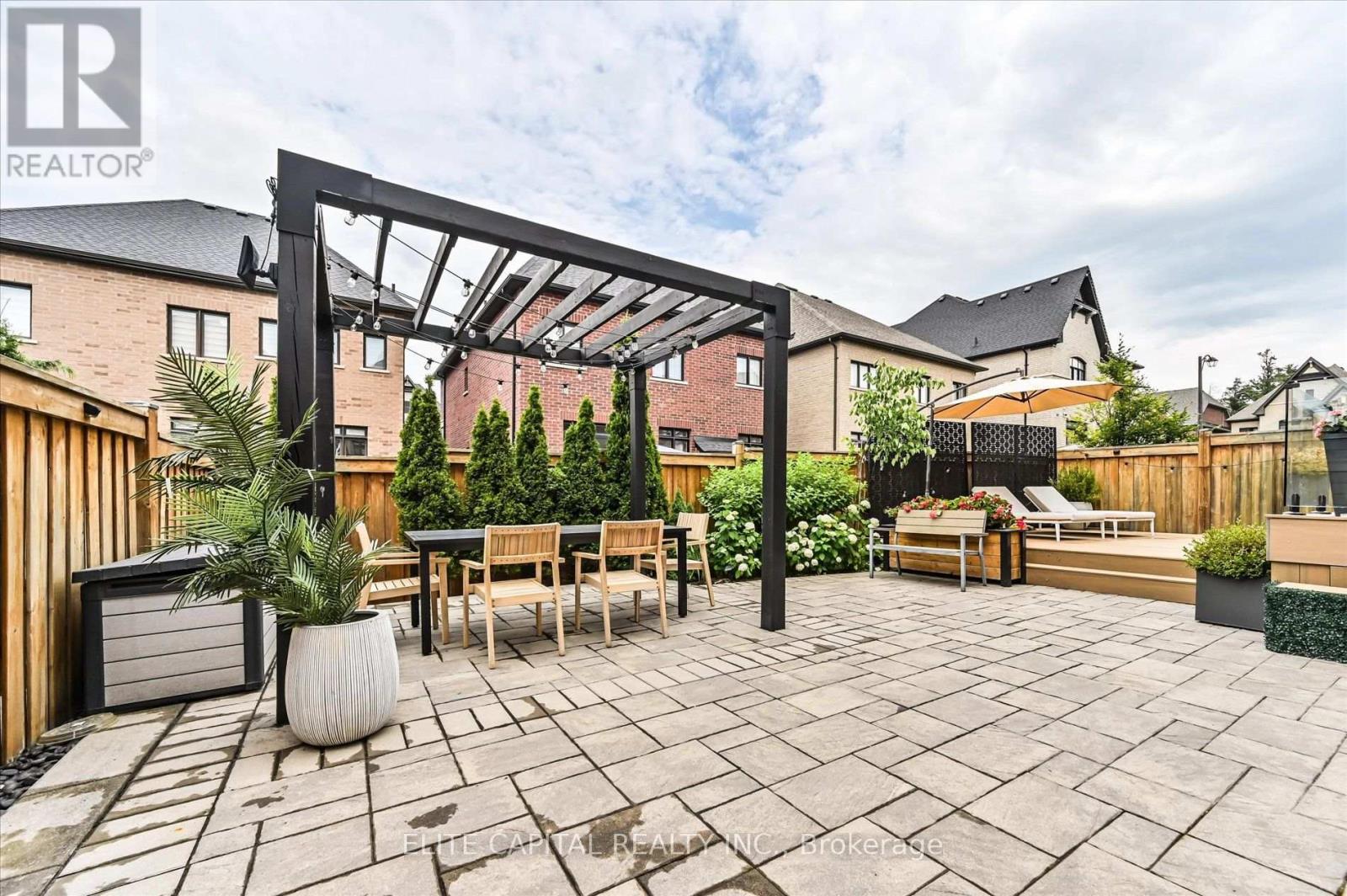 8 GOLD CREEK STREET - 27