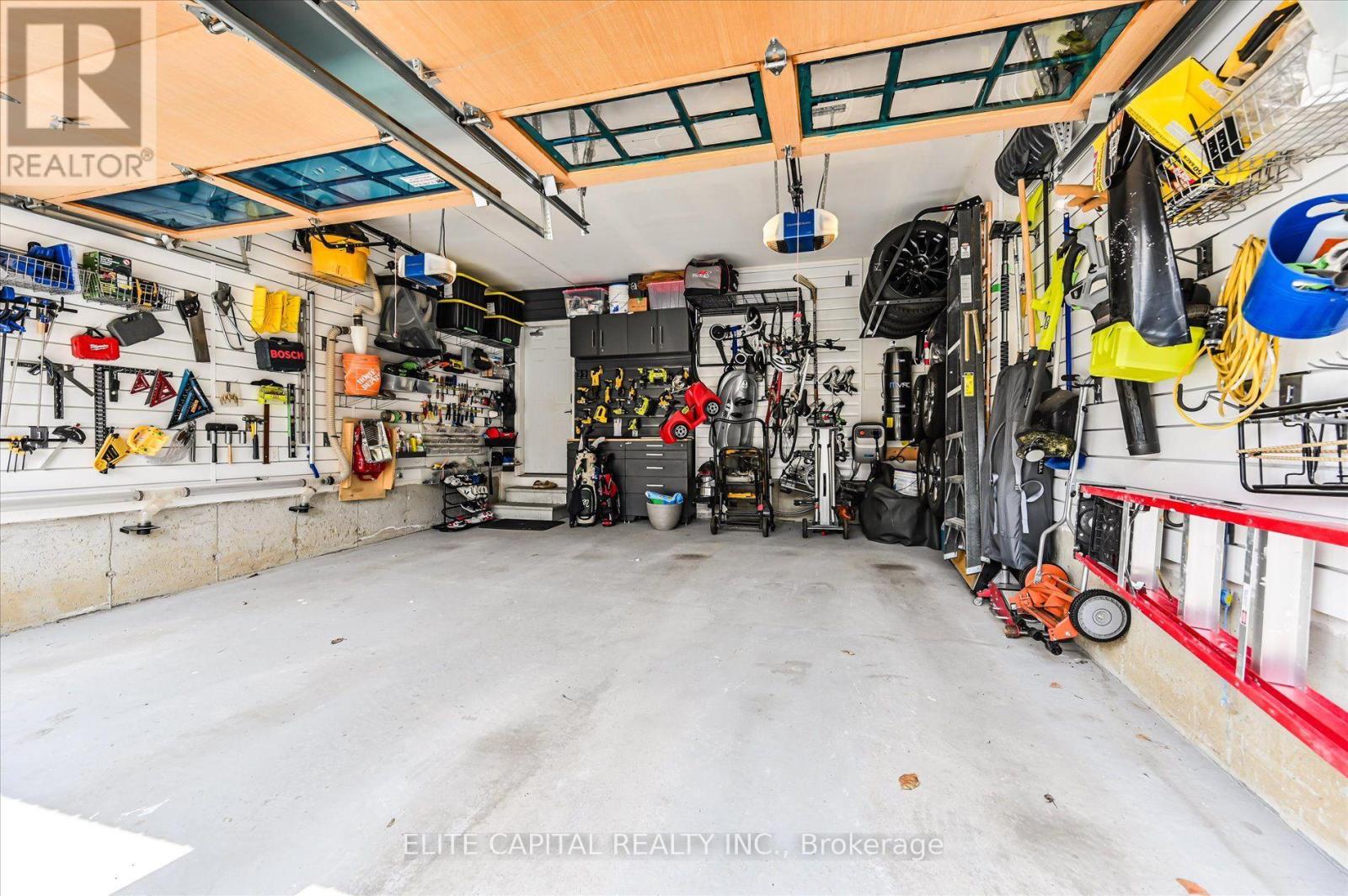 8 GOLD CREEK STREET - 28