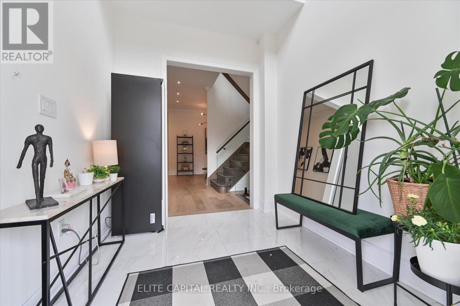 8 GOLD CREEK STREET - 3