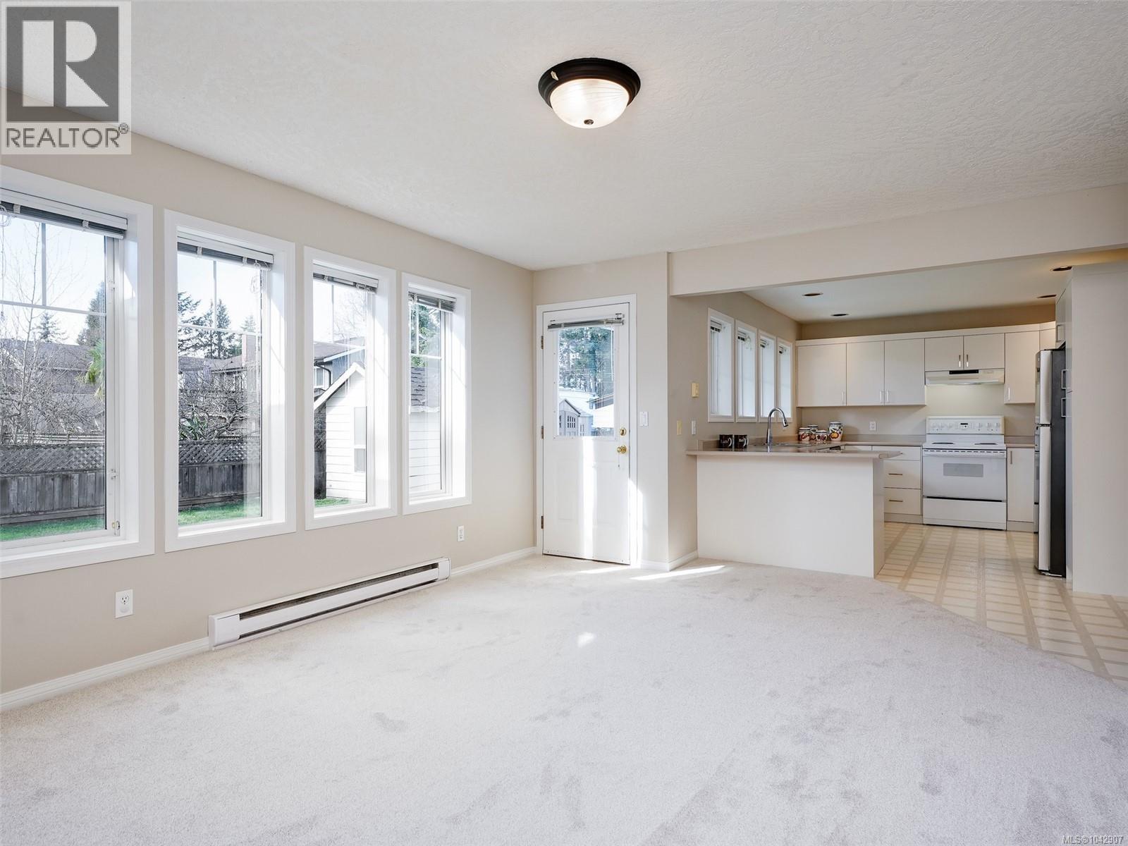 9524 Greenglade Rd - 12