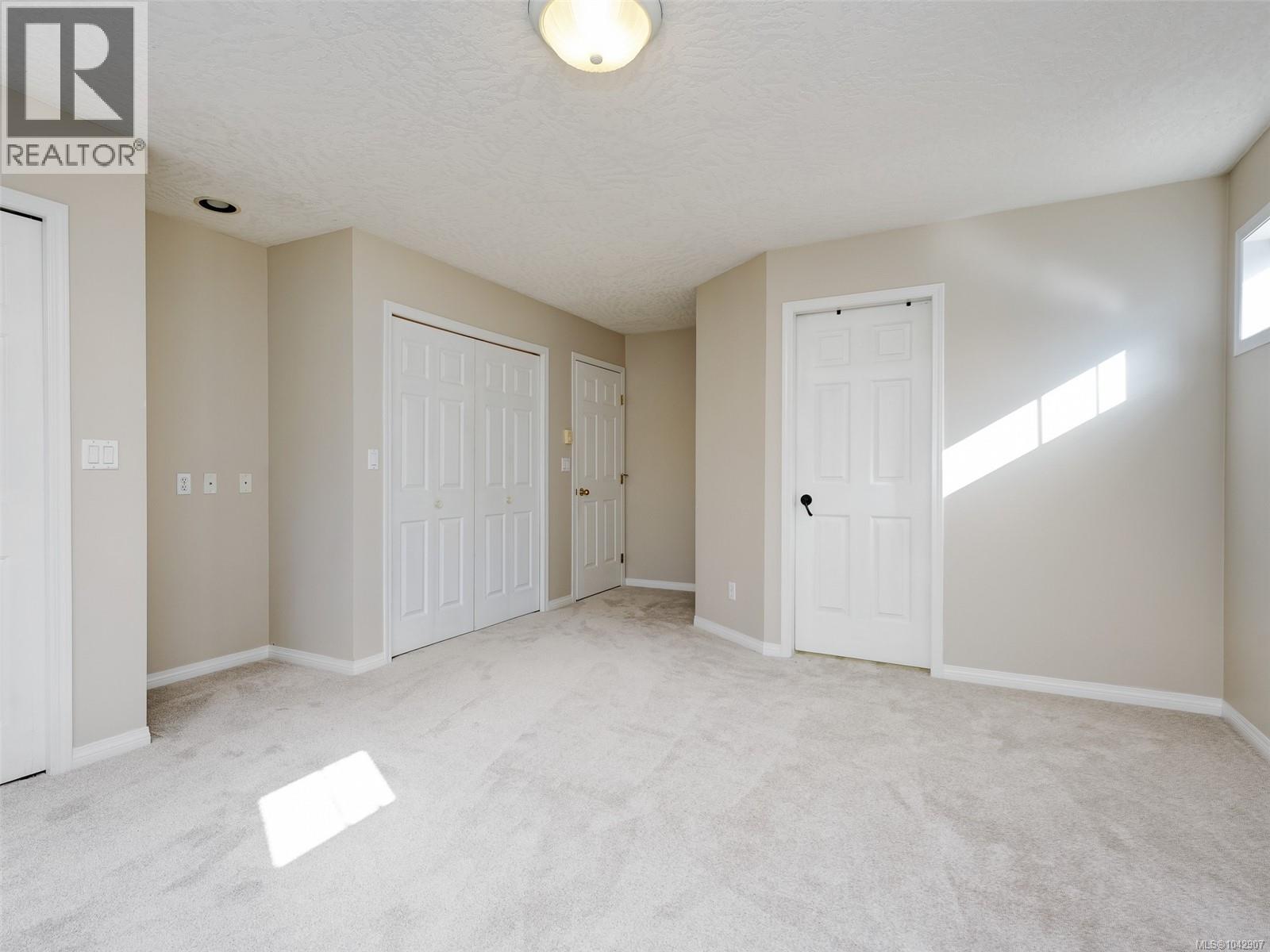 9524 Greenglade Rd - 14