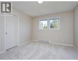 9524 Greenglade Rd, Sidney, BC V8L3T6 Photo 18
