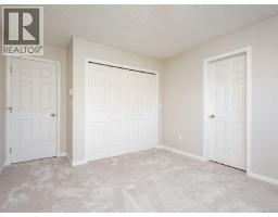 9524 Greenglade Rd, Sidney, BC V8L3T6 Photo 19