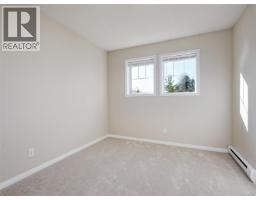 9524 Greenglade Rd, Sidney, BC V8L3T6 Photo 21