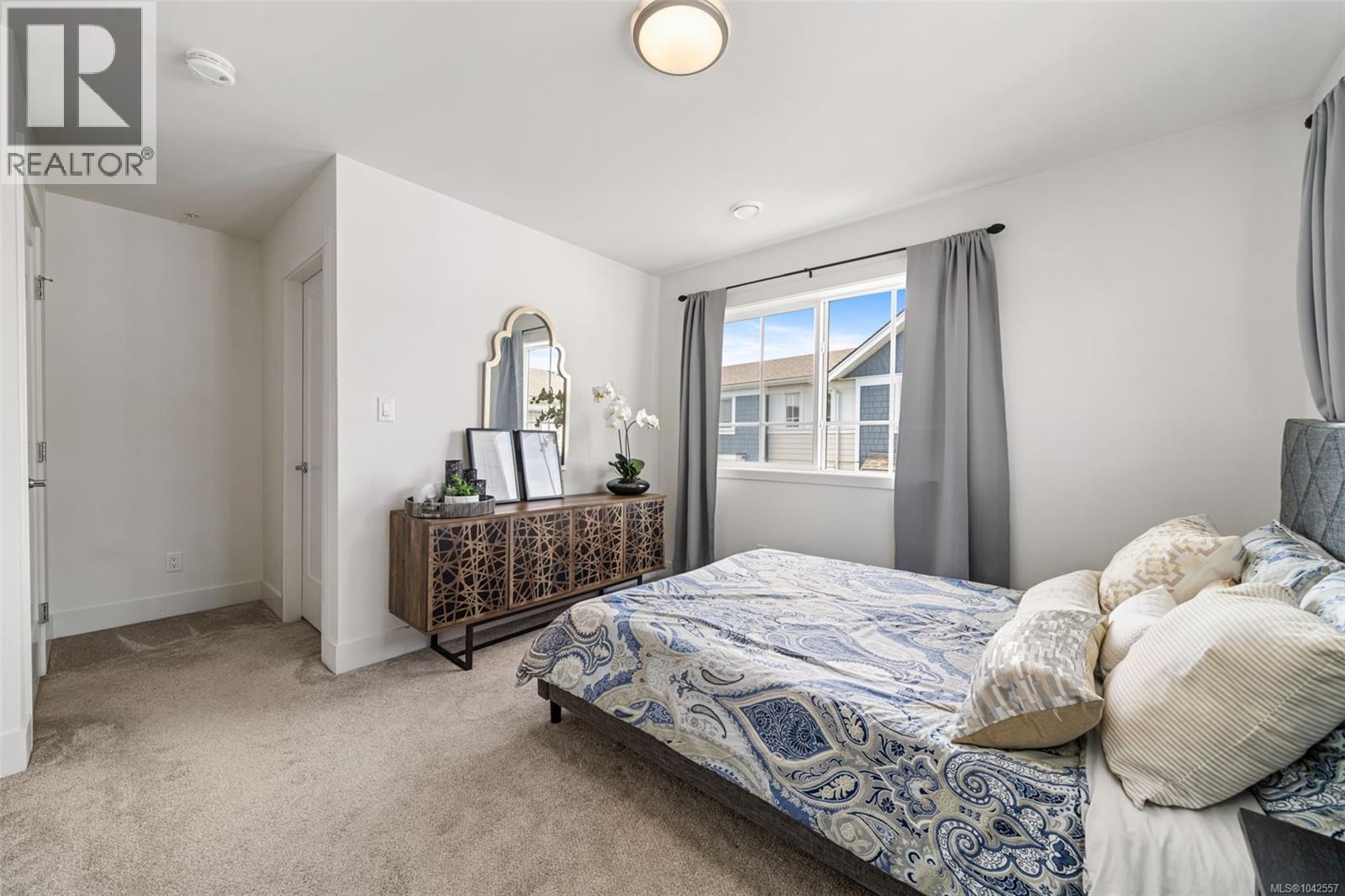#52 370 Latoria Blvd - 20