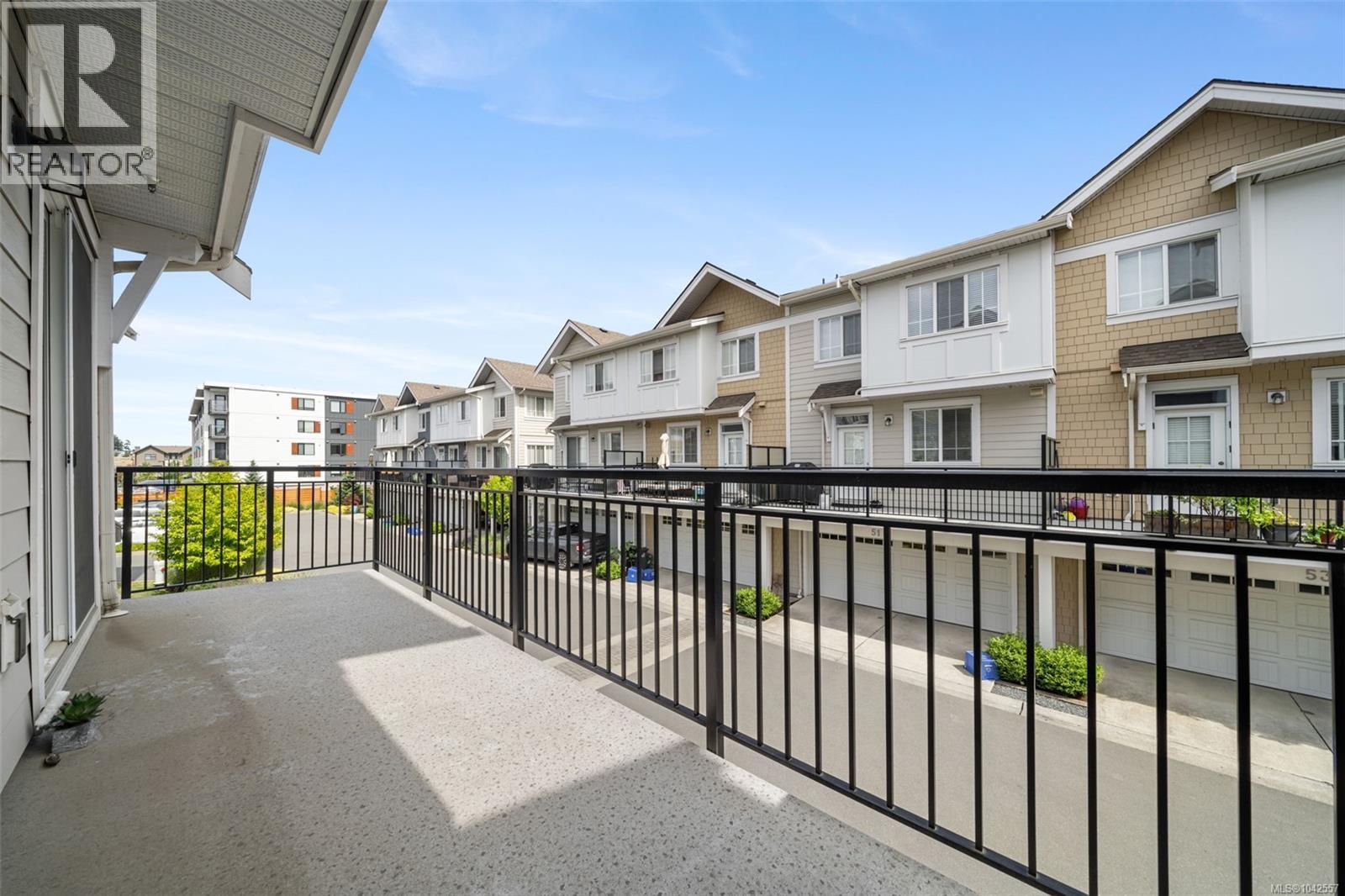 #52 370 Latoria Blvd - 27