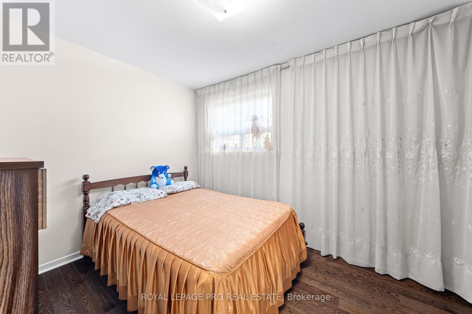 57A WATSON STREET - 34