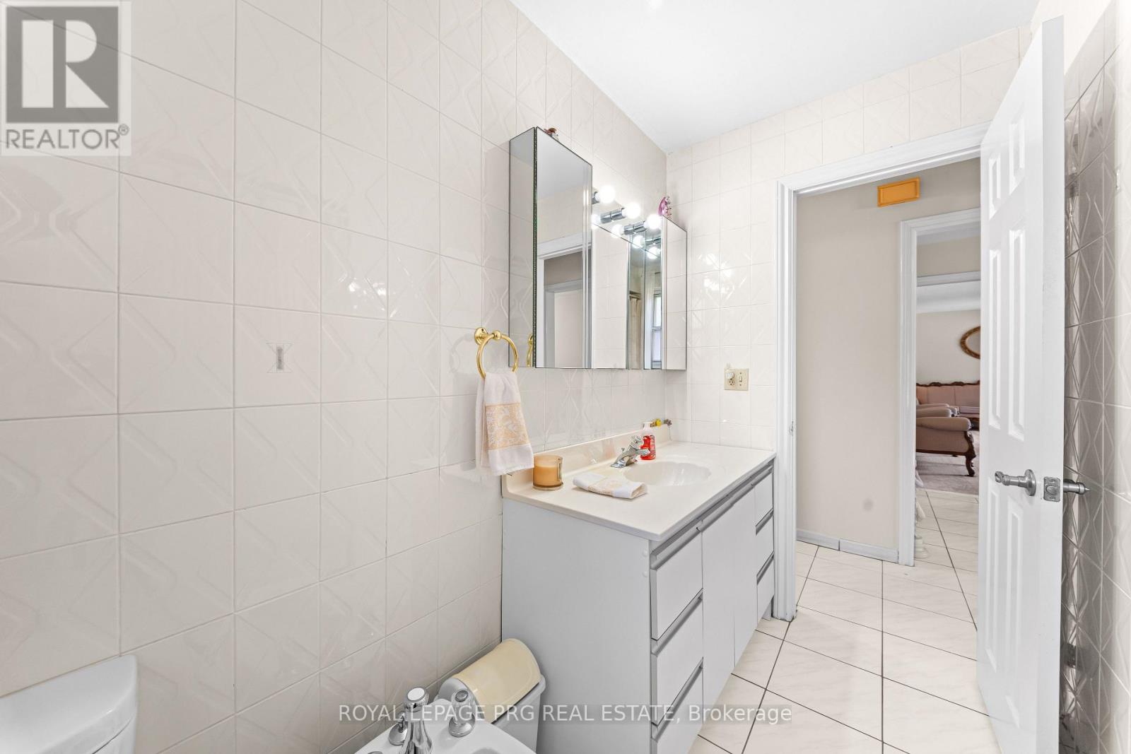 57A WATSON STREET - 32