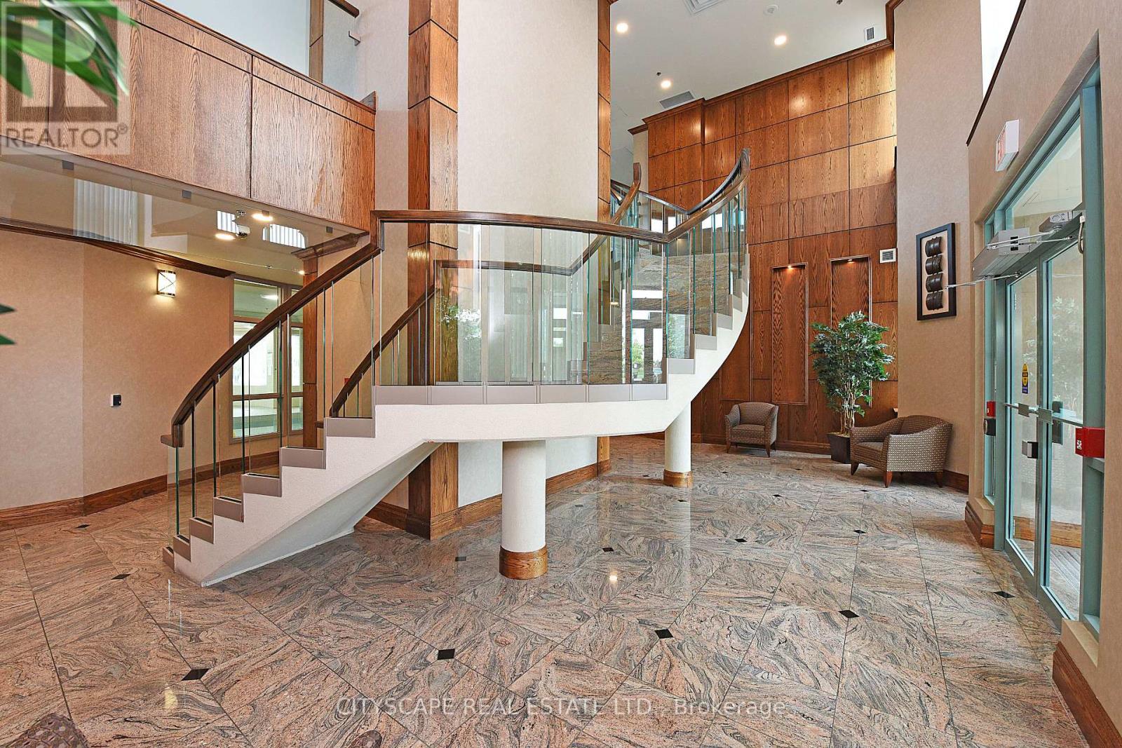 #404 4850 GLEN ERIN DRIVE - Image 30