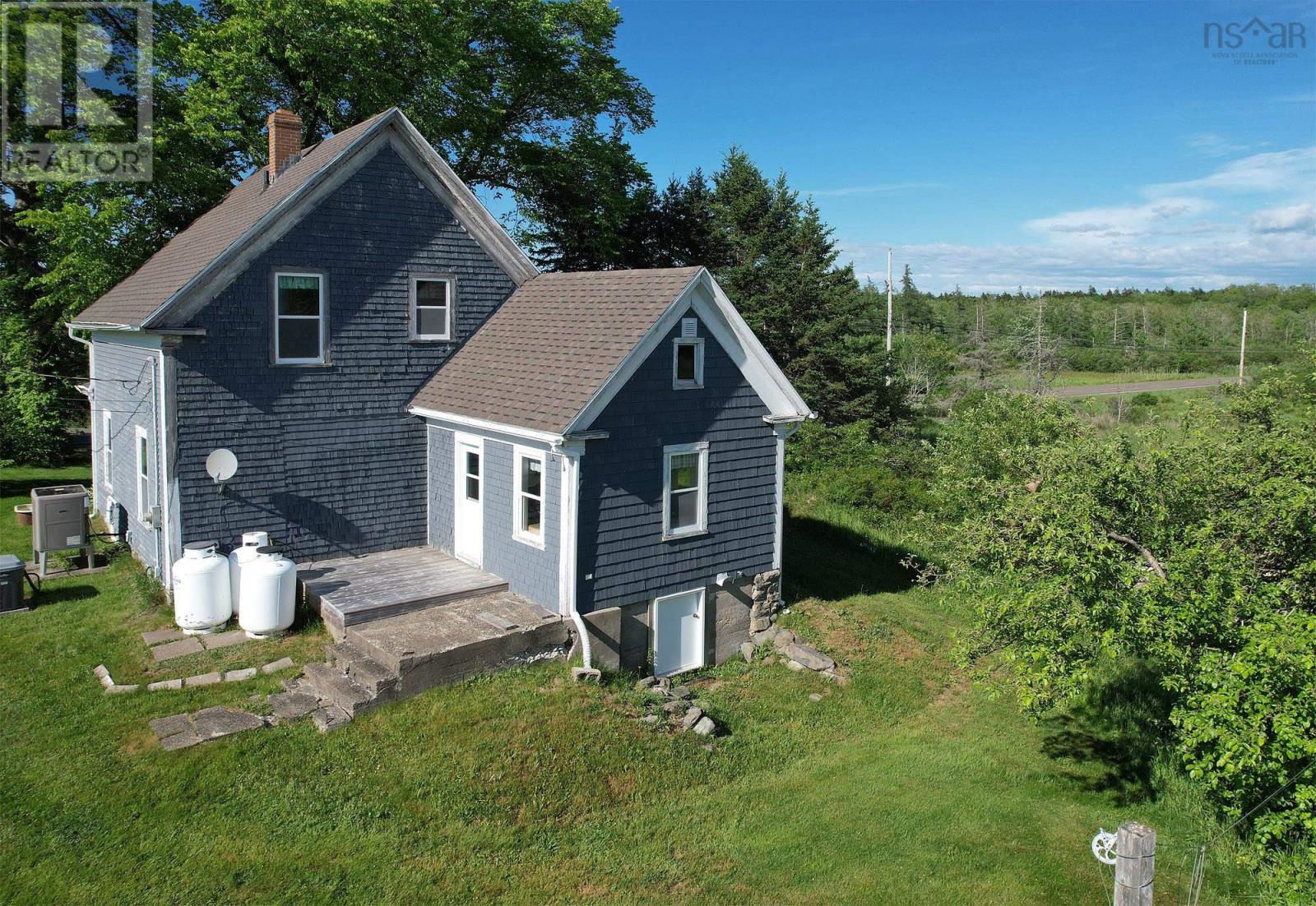 6953 Highway 340 - 5