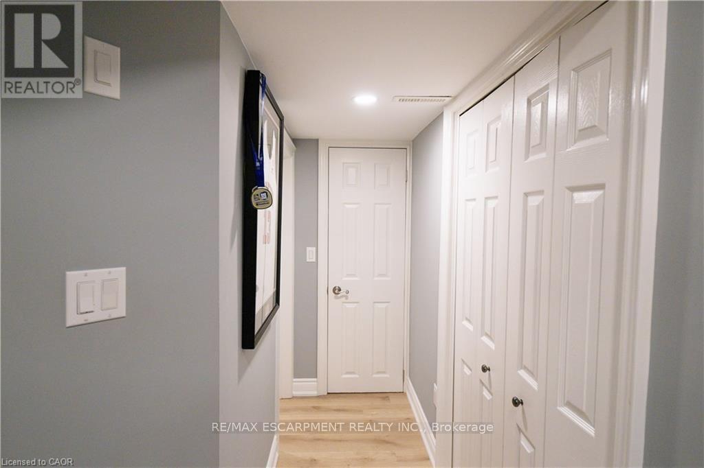 172 HIGHLAND ROAD W - 15