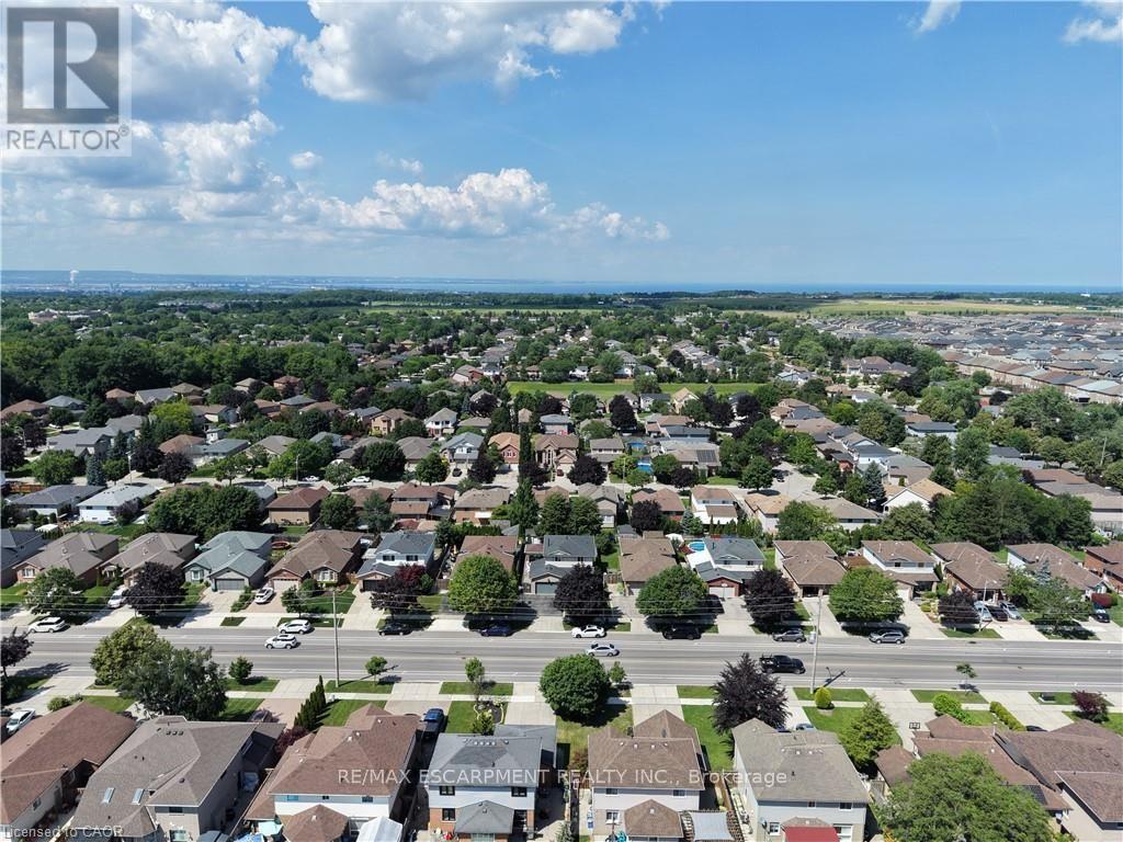 172 HIGHLAND ROAD W - 32