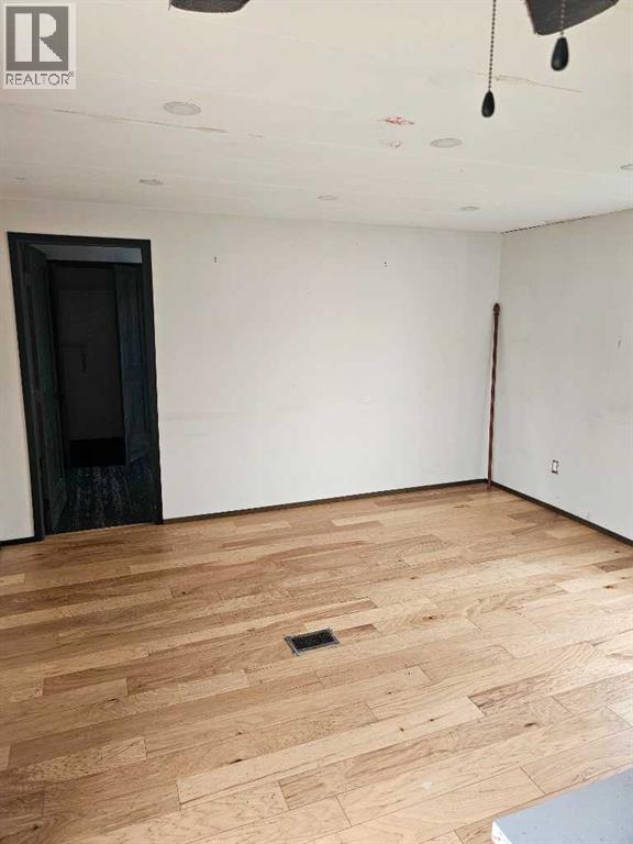 74, 810 56 Street - 7