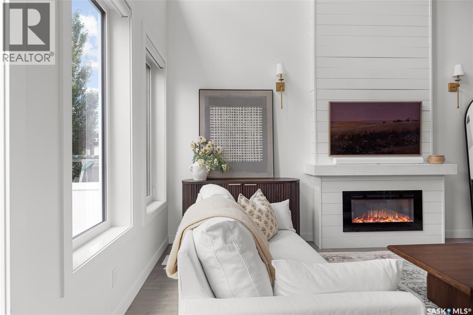 5196 Aviator CRESCENT — photo 13