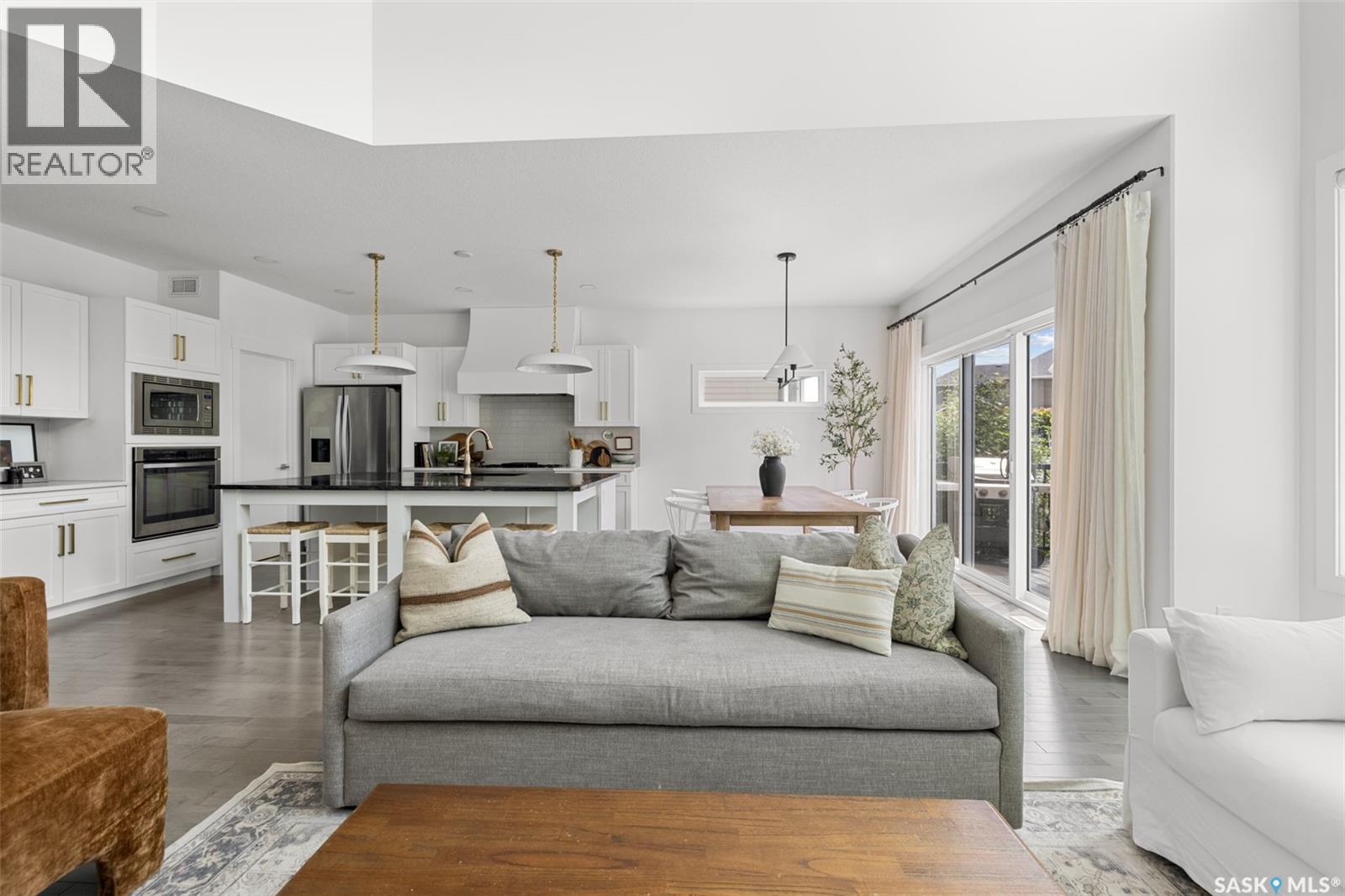 5196 Aviator CRESCENT — photo 14