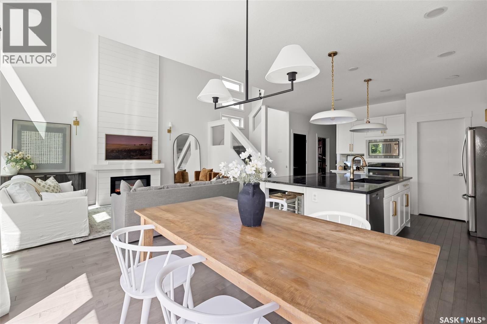 5196 Aviator CRESCENT — photo 16