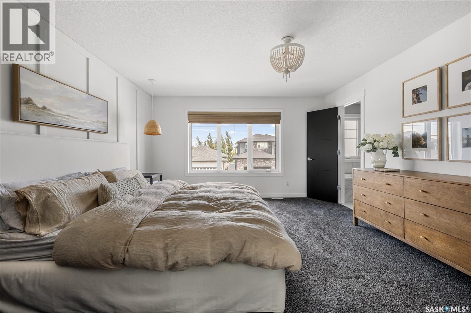 5196 Aviator CRESCENT — photo 30