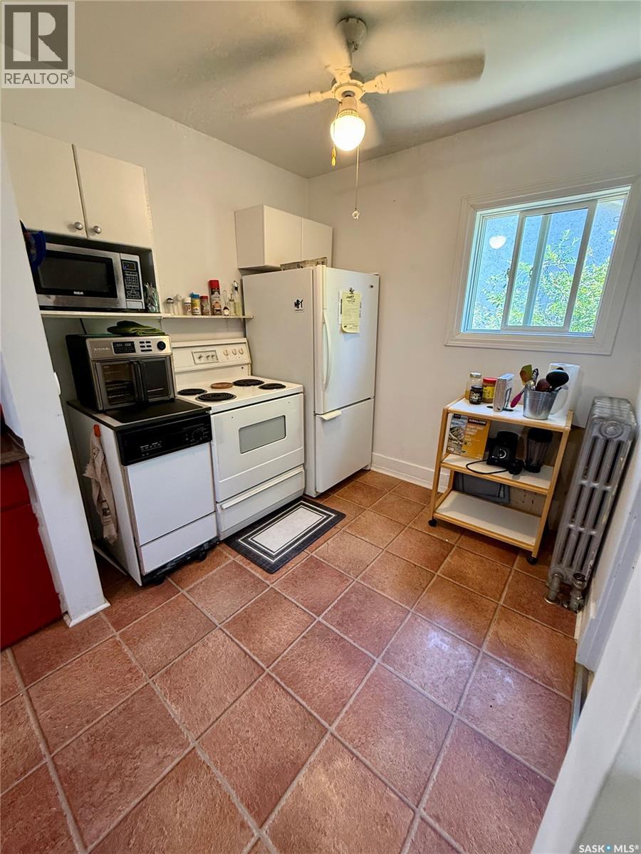 930 Vaughn STREET — photo 13