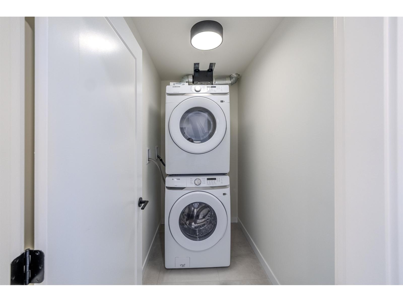 410 27218 ALDERGROVE TOWN CENTRE DRIVE, Langley