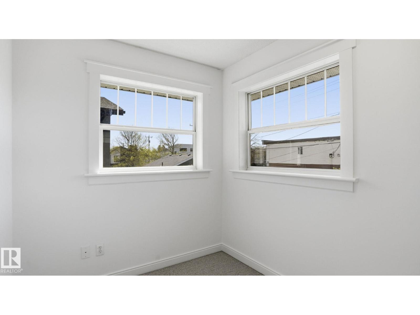 9611 77 AV NW - 24
