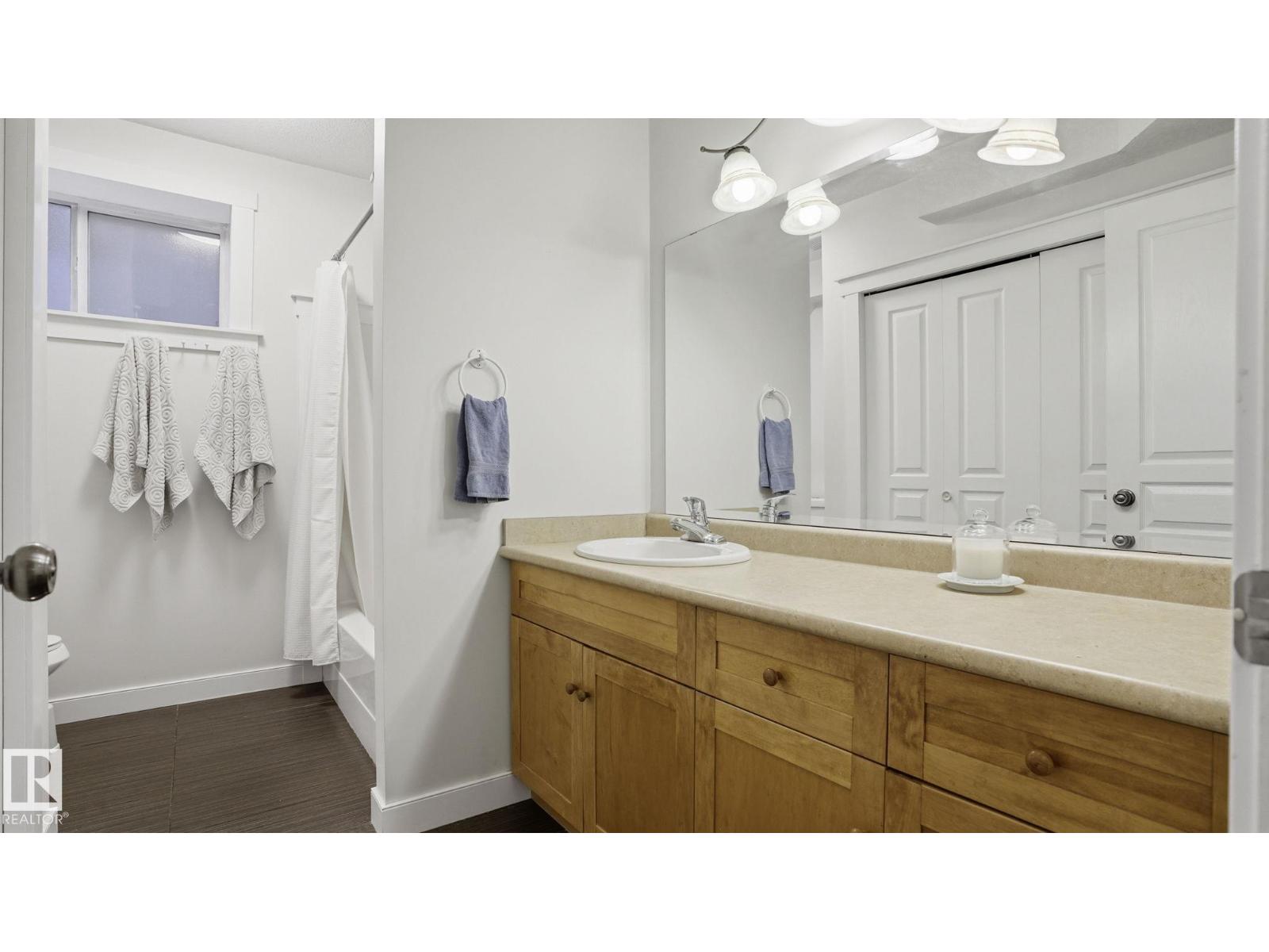 9611 77 AV NW - 27