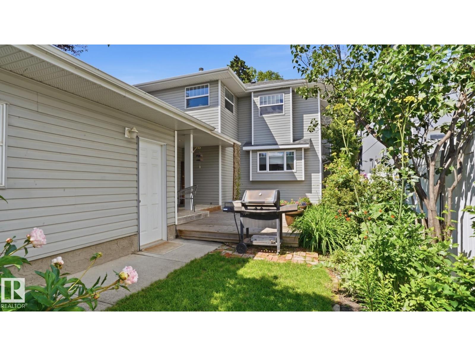 9611 77 AV NW - 41