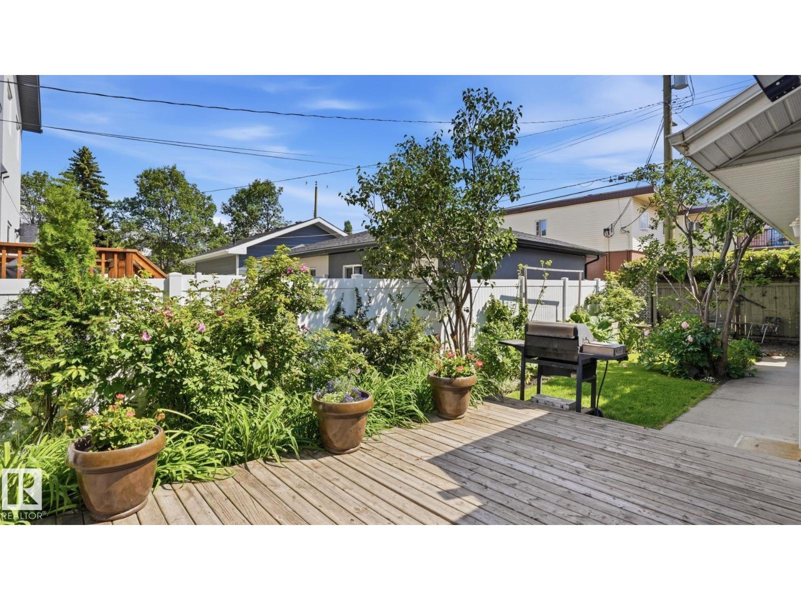 9611 77 AV NW - 40