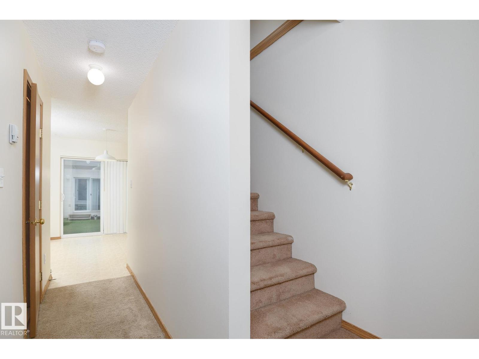 #403 610 KING ST - 16